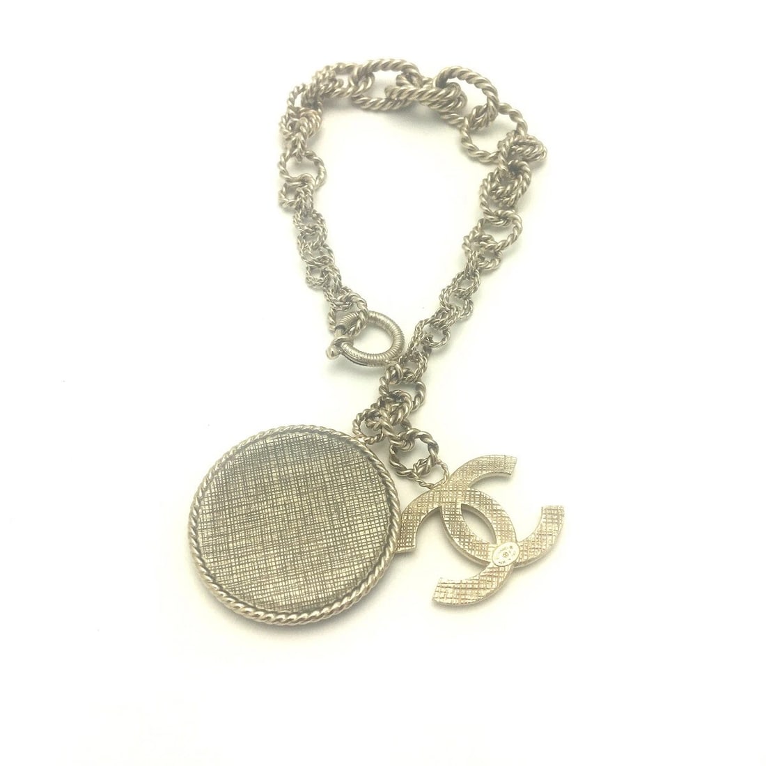 CHANEL BRACELET COCO MARKGOLD CHAIN: Chanel Bracelet Coco MarkGold Chain Brand: Chanel Type/Style: Bracelet Material: None, Color: GOLD Size: Approximately 18cm Accessories: None Accessories Notice: When purchasing pre-owned