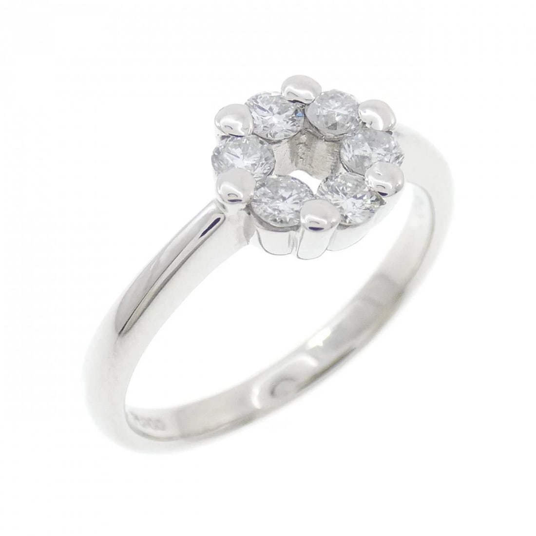 PT900 DIAMOND RING: PT900 Diamond Ring Brand: Unbranded Type/Style: Diamond Ring Material: Platinum900, Color: Platinum Size: US 5 Accessories: None Accessories Notice: When purchasing pre-owned goods, please refer to