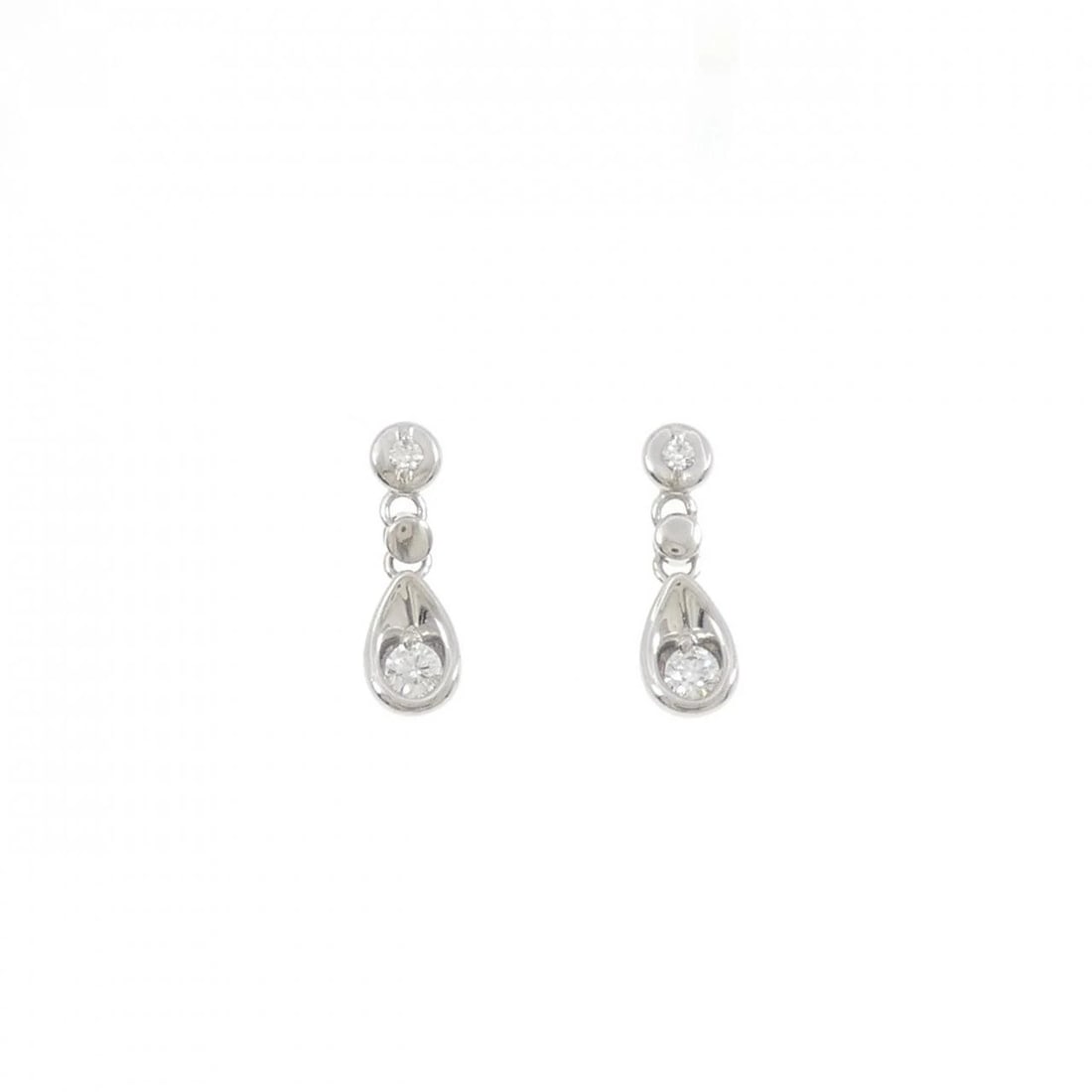 PT900 DIAMOND PIERCE: PT900 Diamond Pierce Brand: Unbranded Type/Style: Diamond Pierce/Earring Material: Platinum900, Color: Platinum Size: Actual Size Approx. height x width: 15.8mm x 5.2mm Accessories: None Accessories