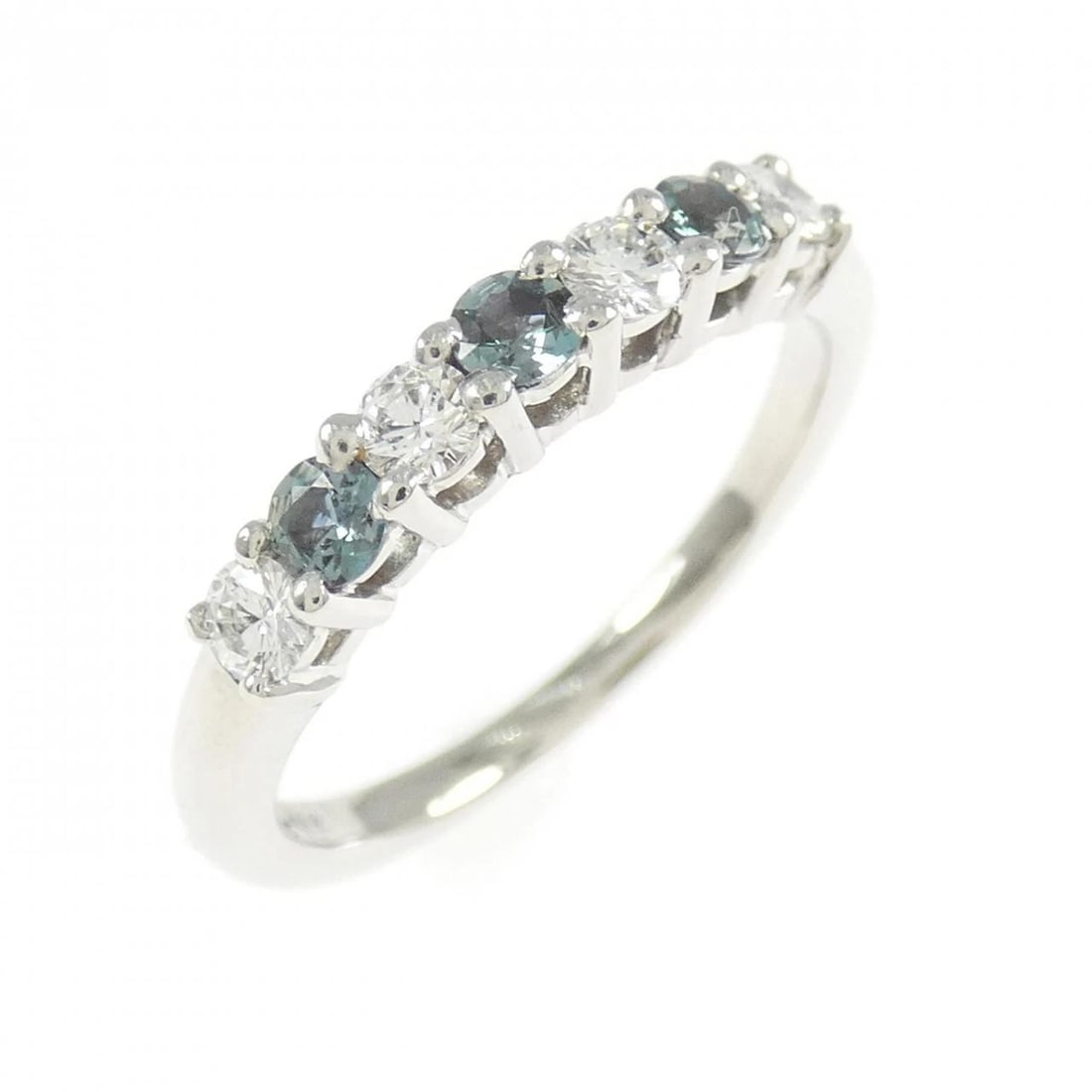 PT900 ALEXANDRITE RING: PT900 Alexandrite Ring Brand: Unbranded Type/Style: Alexandrite Ring Material: Platinum900, Main Stone/Creation Alexandrite Color: Platinum Size: US 5 1/4 Accessories: None Accessories Not