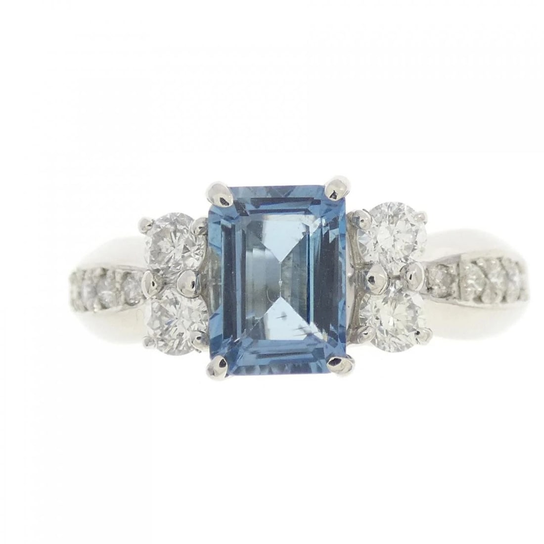 PT AQUAMARINE RING: PT Aquamarine Ring Brand: Unbranded Type/Style: Ring Material: PT, Main Stone/Creation AquamarineSecondary Stone Diamond Color: Silver Size: US 5 3/4 Accessories: None Accessories Notice: When