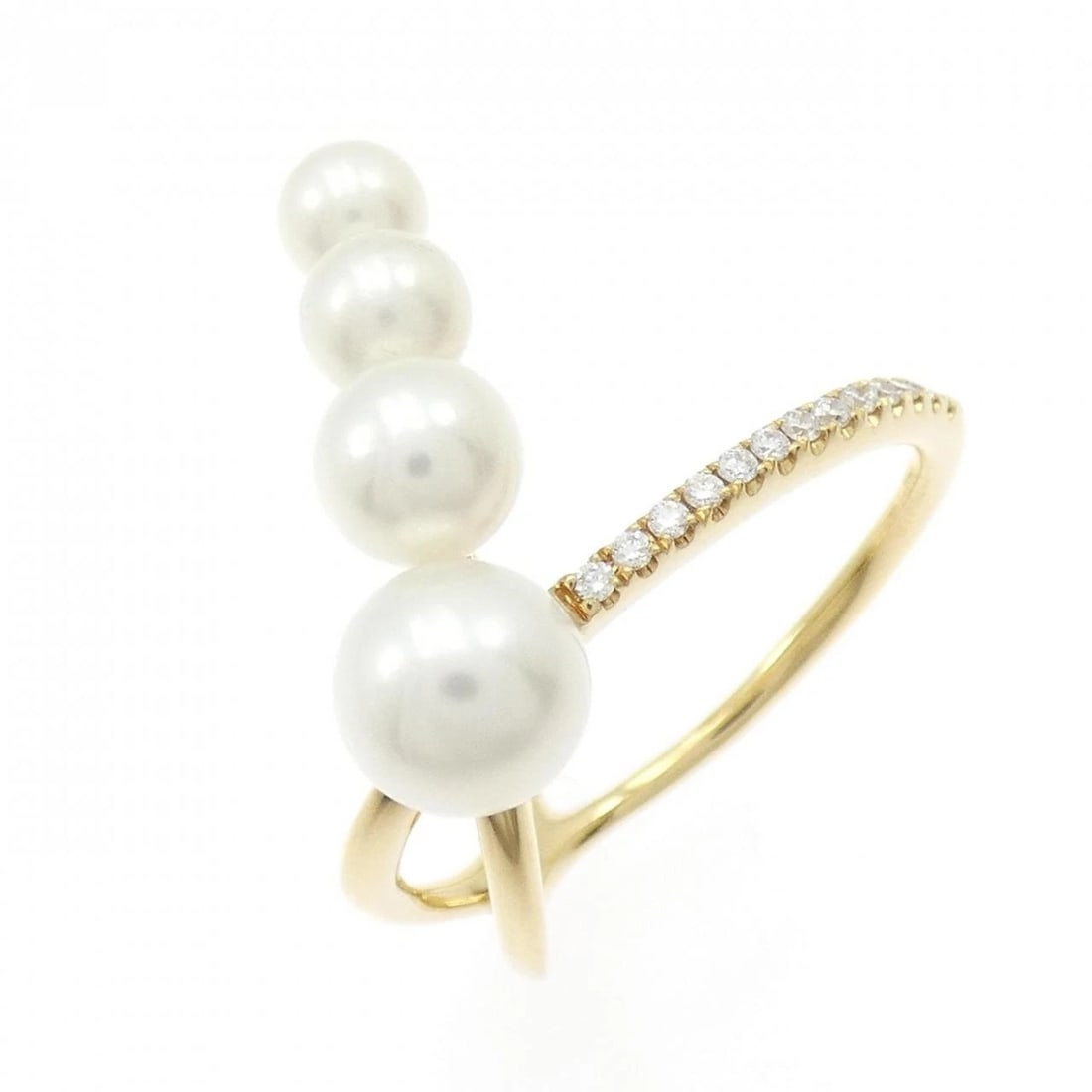 750YG FRESHWATER PEARL RING: 750YG freshwater pearl ring Brand: Unbranded Type/Style: Freshwater Pearl Ring Material: 750 yellow gold, Main Stone/Creation Freshwater Pearl Secondary Stone Diamond Color: Yellow Gold Size: US 7