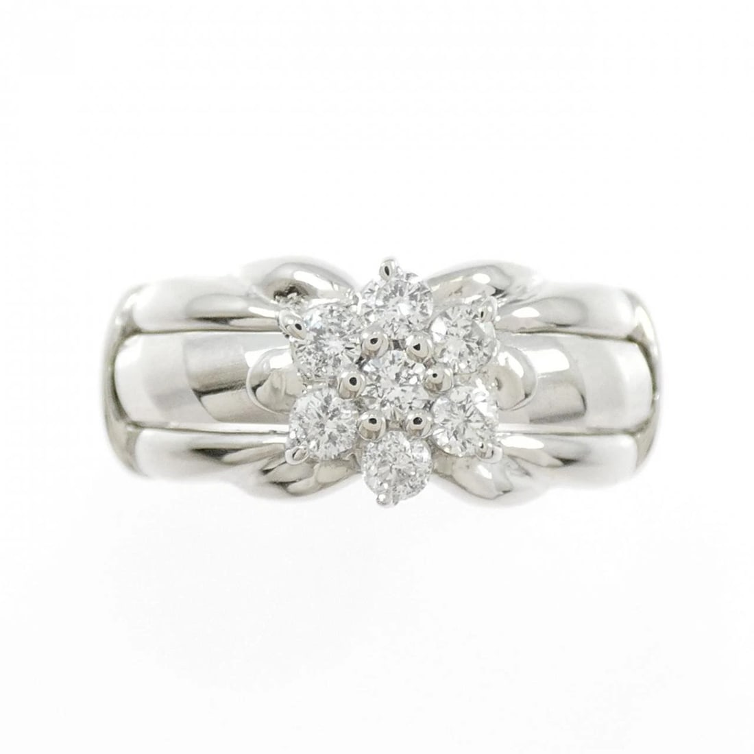 PT900 DIAMOND RING: PT900 Diamond Ring Brand: Unbranded Type/Style: Diamond Ring Material: PT900, Color: Silver Size: US 5 1/4 Accessories: None Accessories Notice: When purchasing pre-owned goods, please refer to the