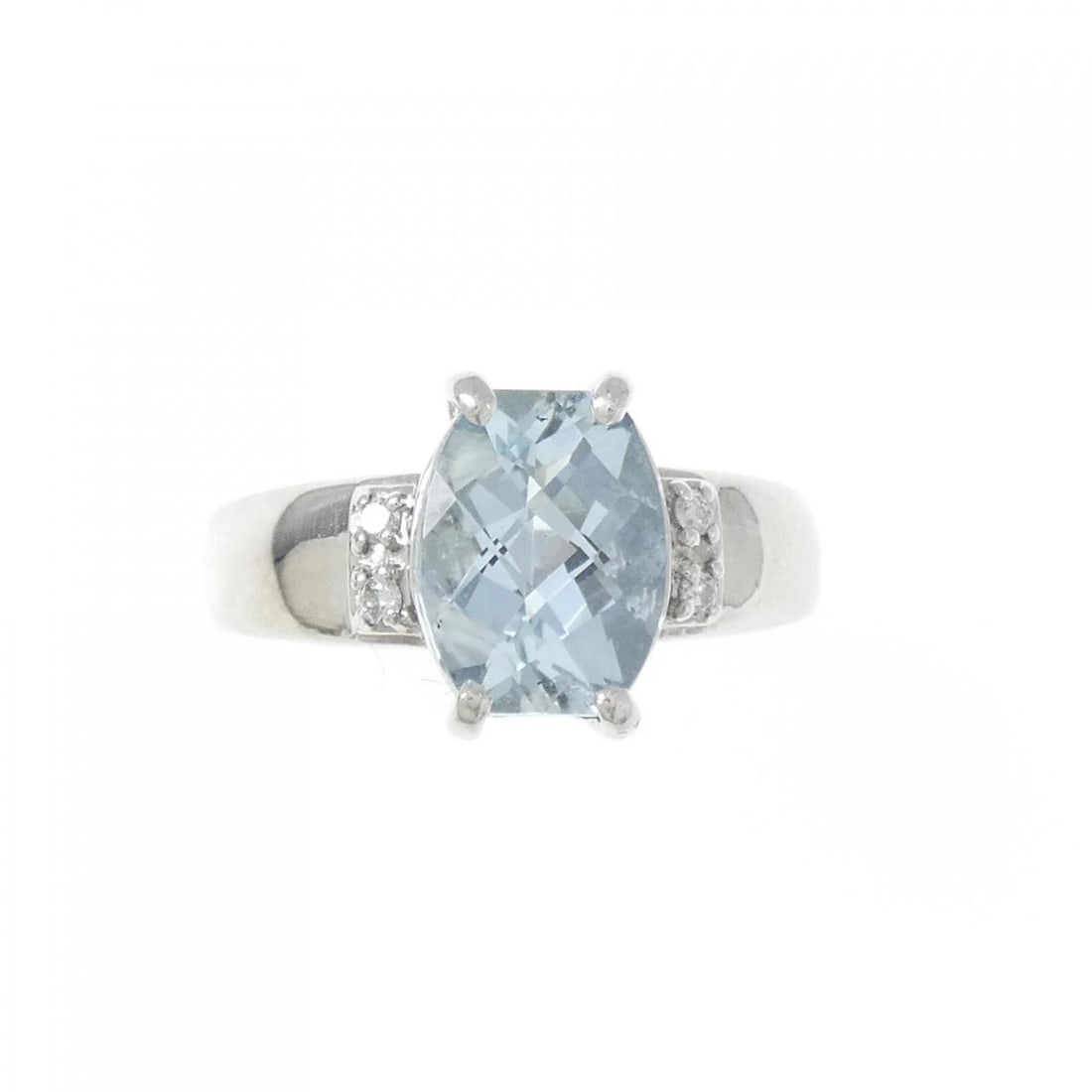 PT AQUAMARINE RING: PT Aquamarine Ring Brand: Unbranded Type/Style: Ring Material: Platinum, Main Stone/Creation AquamarineSecondary Stone Diamond Color: Silver Size: US 5.5 Accessories: None Accessories Notice: When