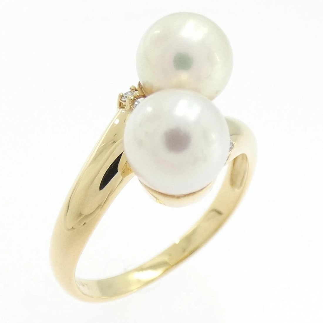 K18YG AKOYA PEARL RING: K18YG Akoya pearl ring Brand: Unbranded Type/Style: Akoya Pearl Ring Material: 18K Yellow Gold, Main Stone/Creation Akoya Pearl Secondary Stone Diamond Color: Yellow Gold Size: US 6 Accessories: N