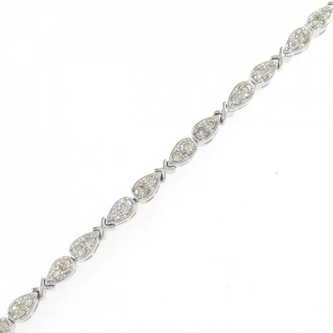 K18WG DIAMOND BRACELET: K18WG Diamond Bracelet Brand: Unbranded Type/Style: Bracelet Material: 18k White Gold, Color: White Gold Size: Actual Size Max width approx: 2.6mmSize 17.5cm Accessories: None Accessories Notice: