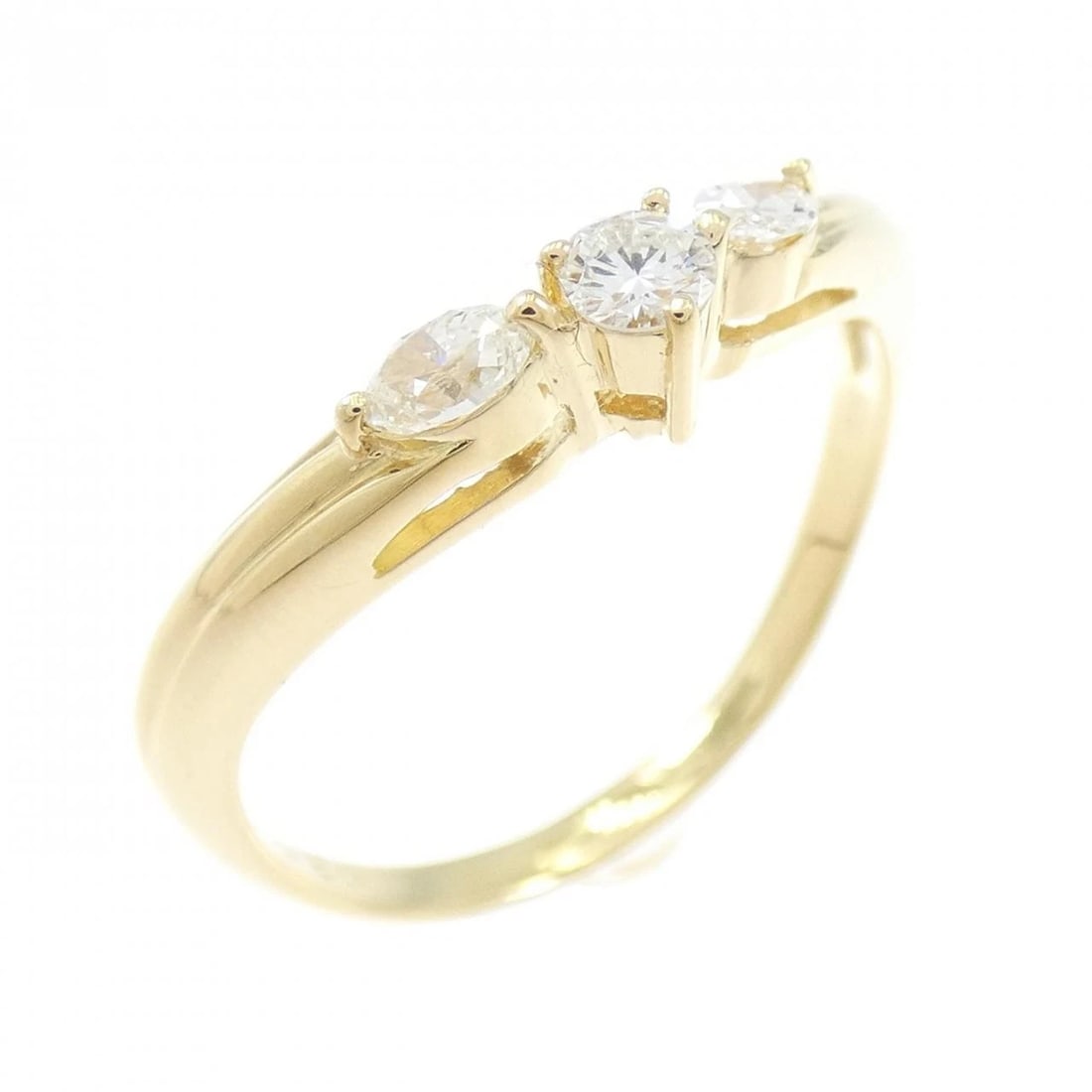K18YG DIAMOND RING: K18YG Diamond Ring Brand: Unbranded Type/Style: Diamond Ring Material: 18K Yellow Gold, Main Stone/Creation Natural Color: Yellow Gold Size: US 8 3/4 Accessories: None Accessories Notice: When