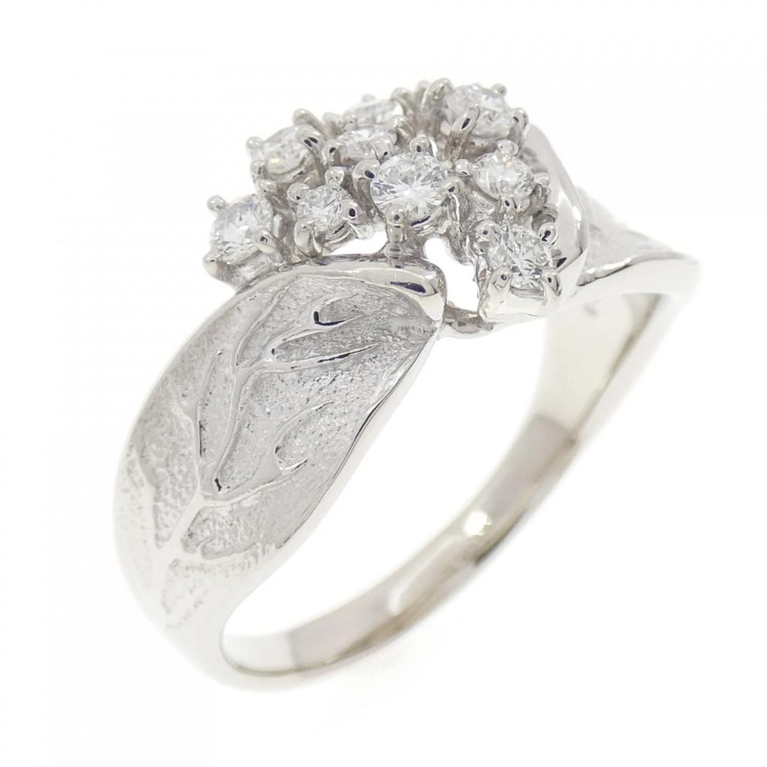 PT900 DIAMOND RING: PT900 Diamond Ring Brand: Unbranded Type/Style: Diamond ring Material: PT900, Main Stone/Creation Natural Color: Silver Size: US 11 Accessories: None Accessories Notice: When purchasing pre-owned