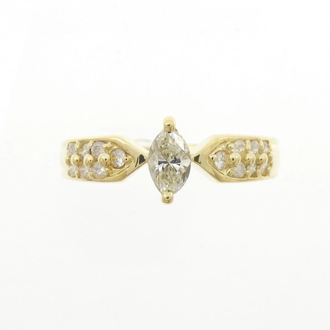 K18YG DIAMOND RING: K18YG Diamond Ring Brand: Unbranded Type/Style: Diamond Ring Material: K18YG, Color: Yellow Gold Size: US 6 1/2 Accessories: None Accessories Notice: When purchasing pre-owned goods, please refer to