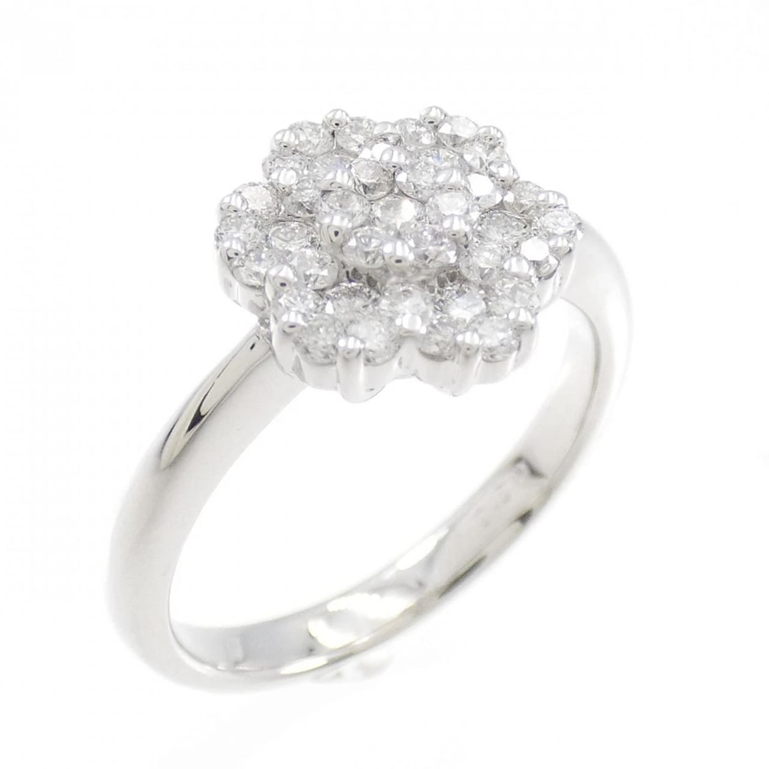 K18WG FLOWER DIAMOND RING: K18WG Flower Diamond Ring Brand: Unbranded Type/Style: Diamond Ring Material: 18k White Gold, Color: White Gold Size: US 5 3/4 Accessories: None Accessories Notice: When purchasing pre-owned goods,