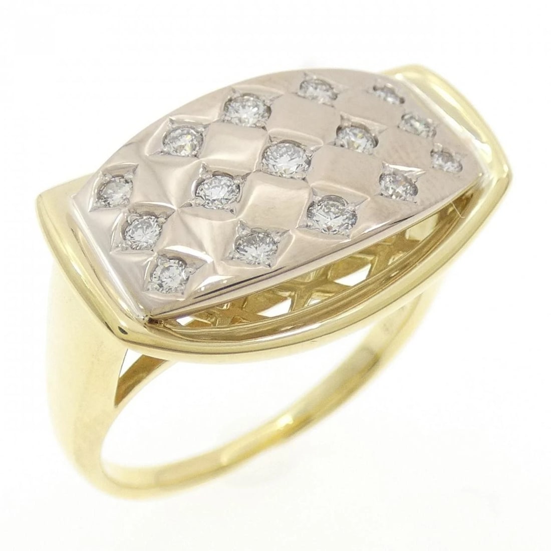 K18YG/K18WG DIAMOND RING: K18YG/K18WG Diamond Ring Brand: Unbranded Type/Style: Diamond Ring Material: K18YG/K18WG, Main Stone/Creation Natural Color: YG.WG Size: US 7 Accessories: None Accessories Notice: When pur