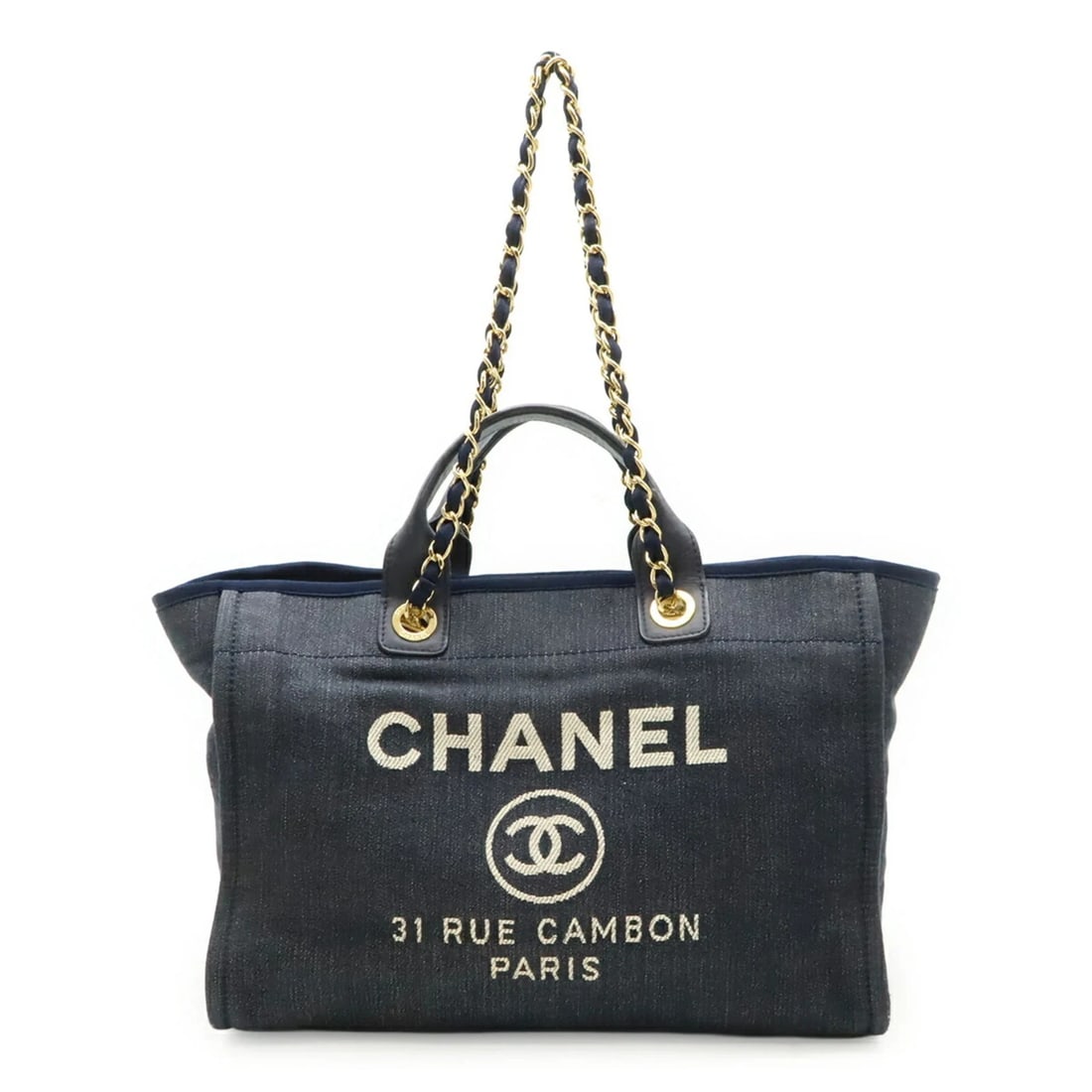 CHANEL DEAUVILLE TOTE MM MEDIUM BAG SHOULDER CHAIN DENIM NAVY: CHANEL Deauville Tote MM Medium Bag Shoulder Chain Denim Navy Brand: Chanel Type/Style: Shoulder bag, Tote bag Material: Denim , Leather Color: Navy Size: (HxWxD) 30cm x 36.5cm x 18cm / 11.81'' x 14.3
