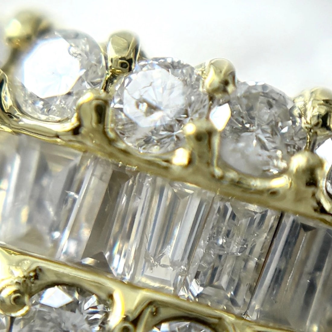 MELEE DIAMOND DESIGN RING - 4