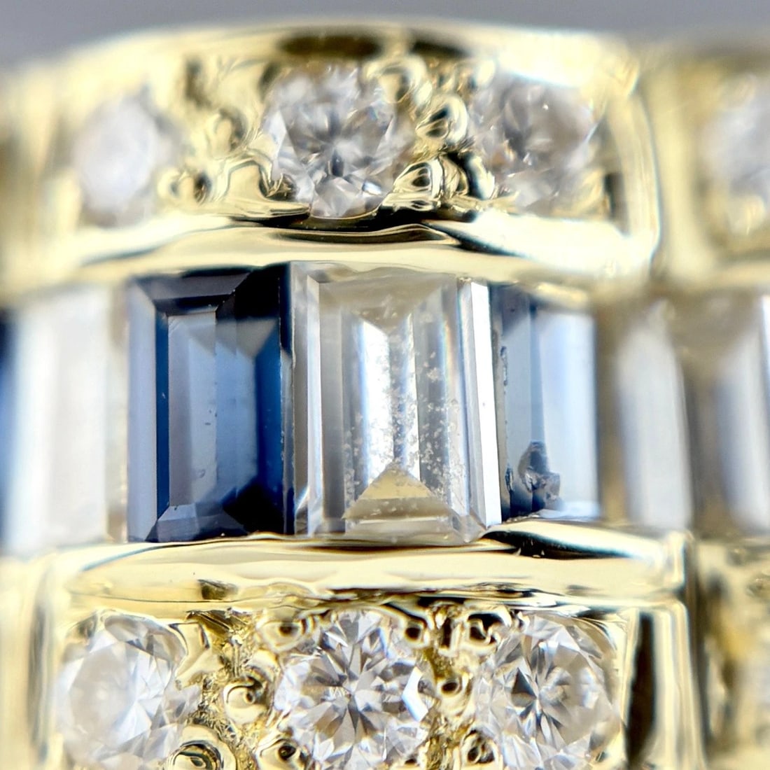 SAPPHIRE DESIGN RING - 2