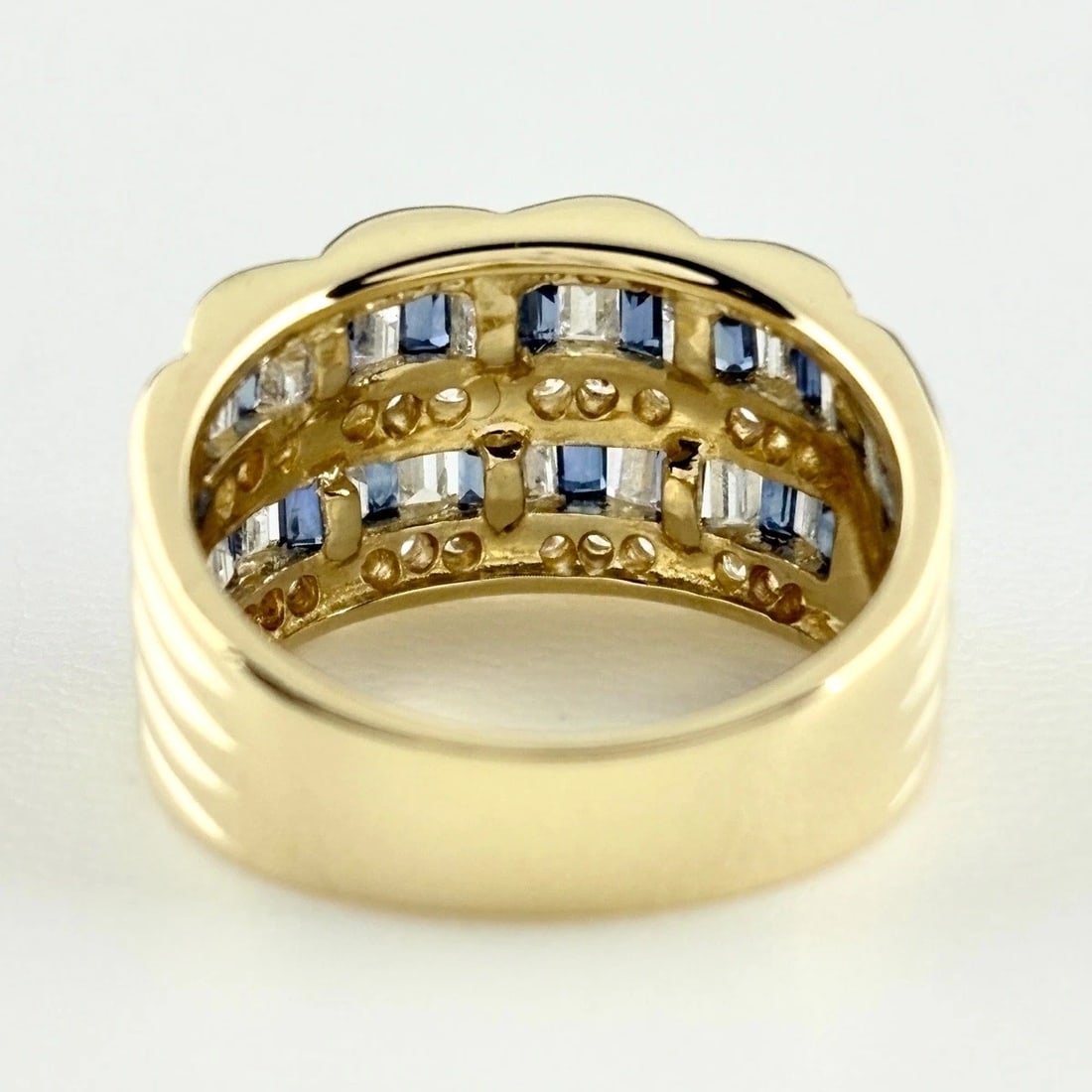 SAPPHIRE DESIGN RING - 3