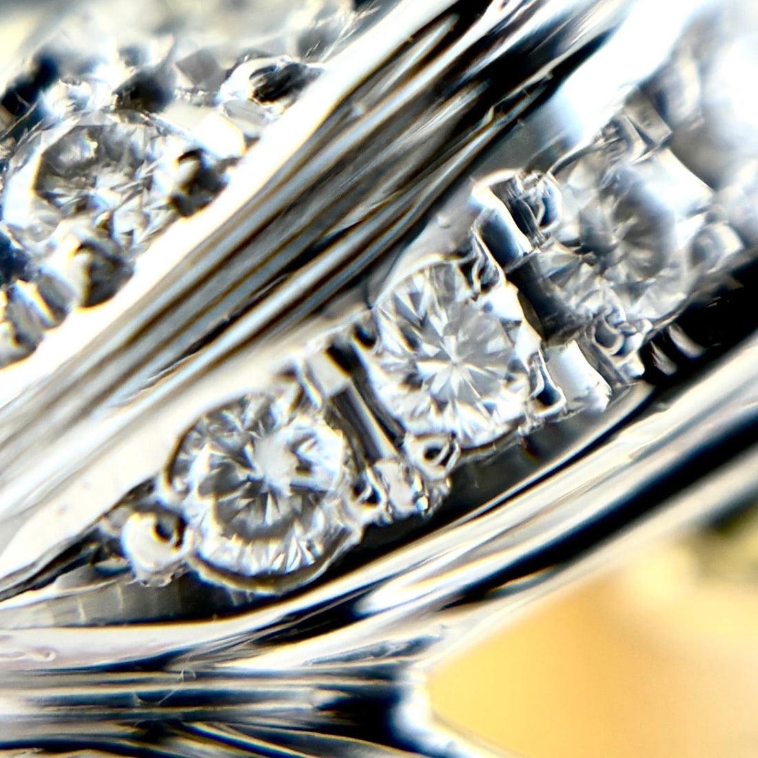 MELEE DIAMOND DESIGN RING - 2