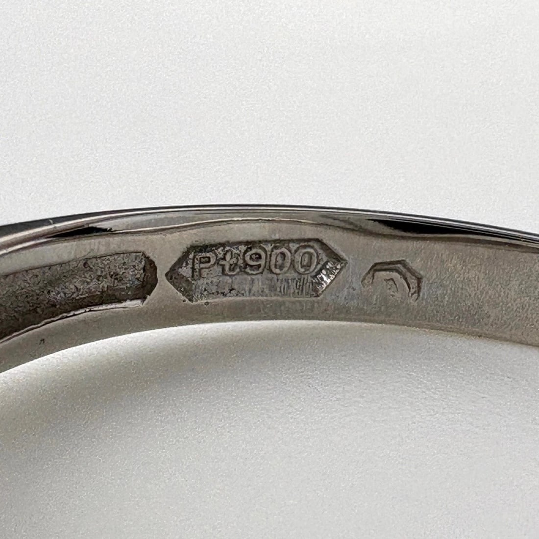 MELEE DIAMOND DESIGN RING - 2