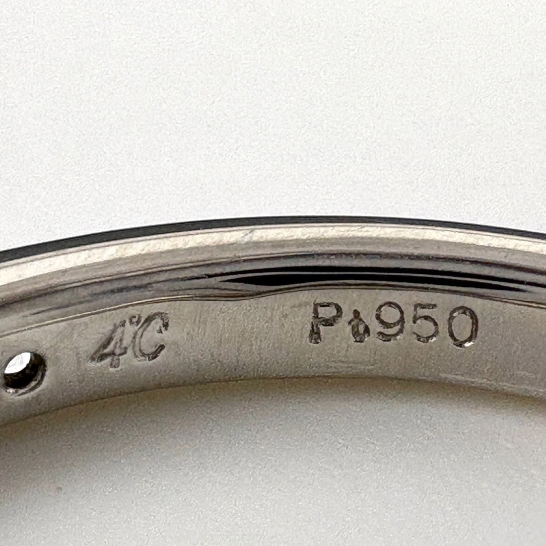 MELEE DIAMOND DESIGN RING - 2