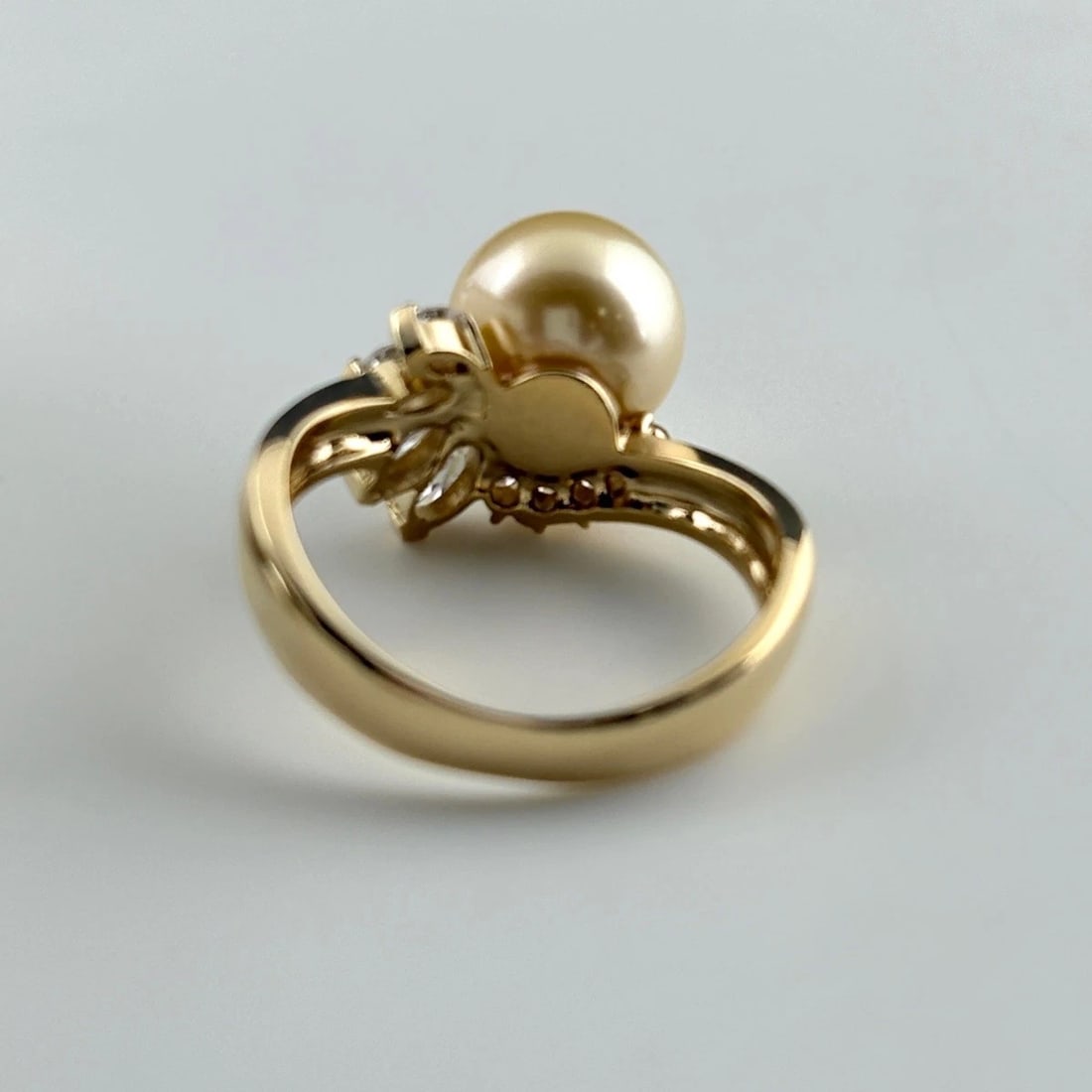PEARL DESIGN RING - 4