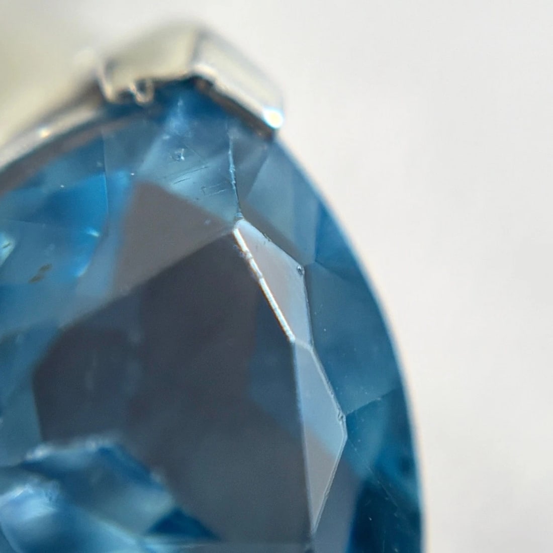 BLUE TOPAZ DESIGN RING - 4