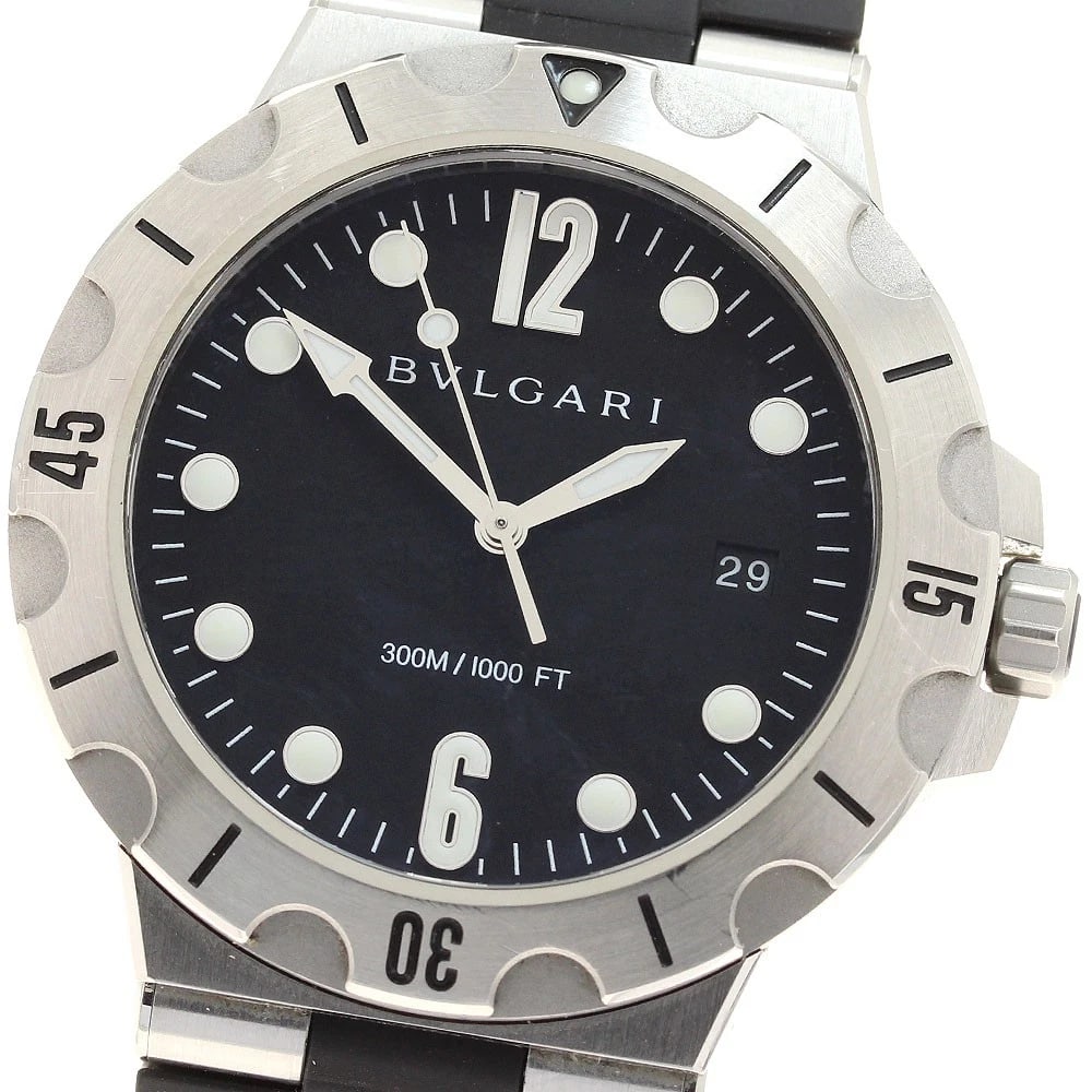 BVLGARI DIAGONO DATE BLACK AUTOMATIC WATCH: BVLGARI Diagono Date black Automatic Watch Brand: BVLGARI Type/Style: Wristwatch Material: rubber, Stainless Steel Color: Dial Color black Band Color black Case Color Silver Size: Case size About