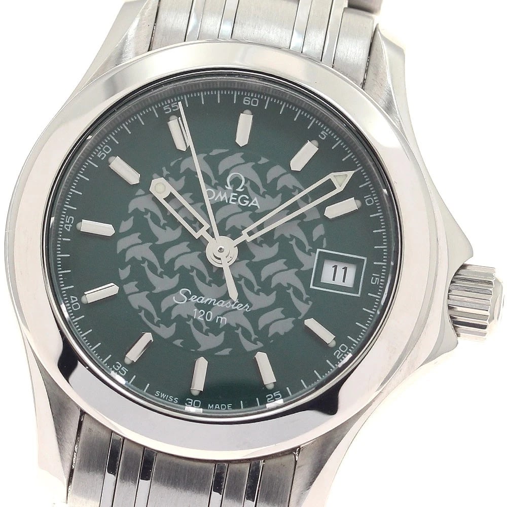 OMEGA SEAMASTER DATE QUARTZ WATCH: OMEGA Seamaster Date Quartz Watch Brand: OMEGA Type/Style: Wristwatch Material: Band Material Stainless Steel, Case Material Stainless Steel Color: Case Color Silver Band Color Silver Dial Color green