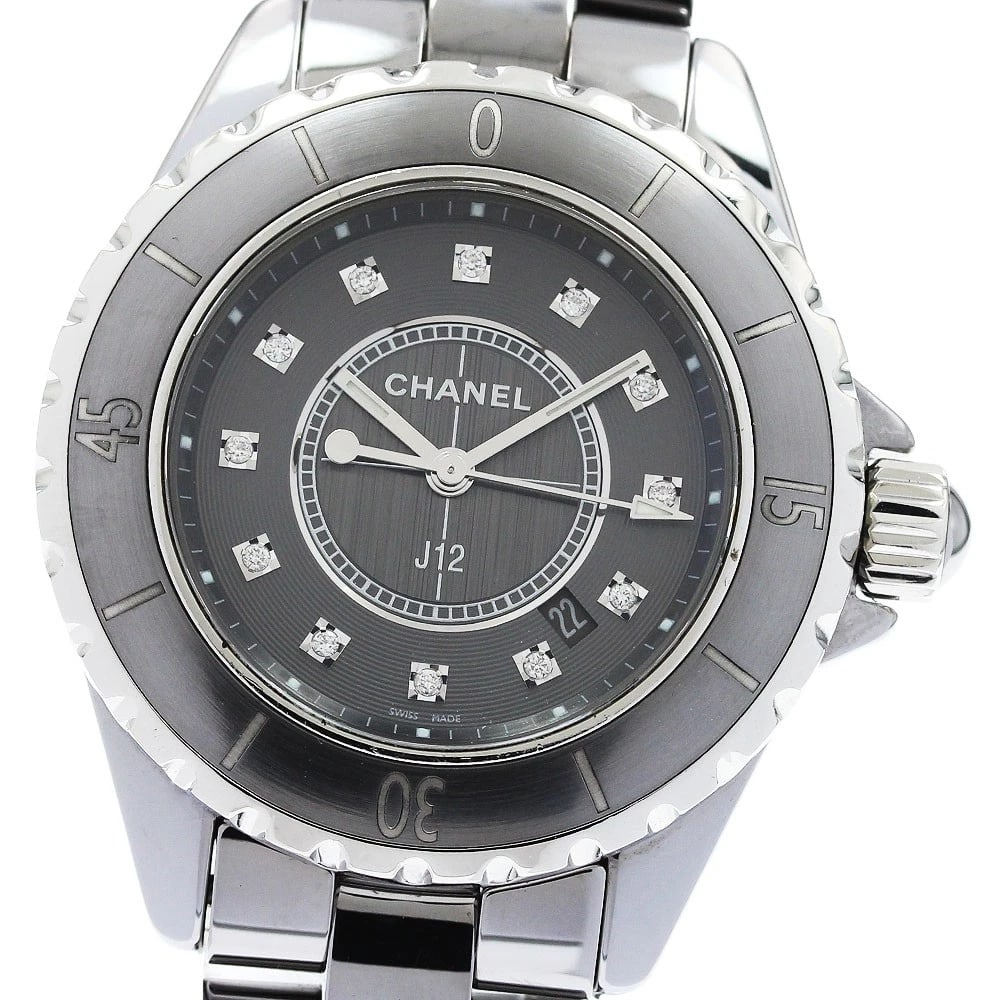 CHANEL J12 CHROMATIC DIAMOND GRAY QUARTZ WATCH: CHANEL J12 chromatic diamond gray Quartz Watch Brand: CHANEL Type/Style: Wristwatch Material: Band Material Titanium / ceramic, Case Material Titanium / ceramic Color: Case Color gray Band Color gray