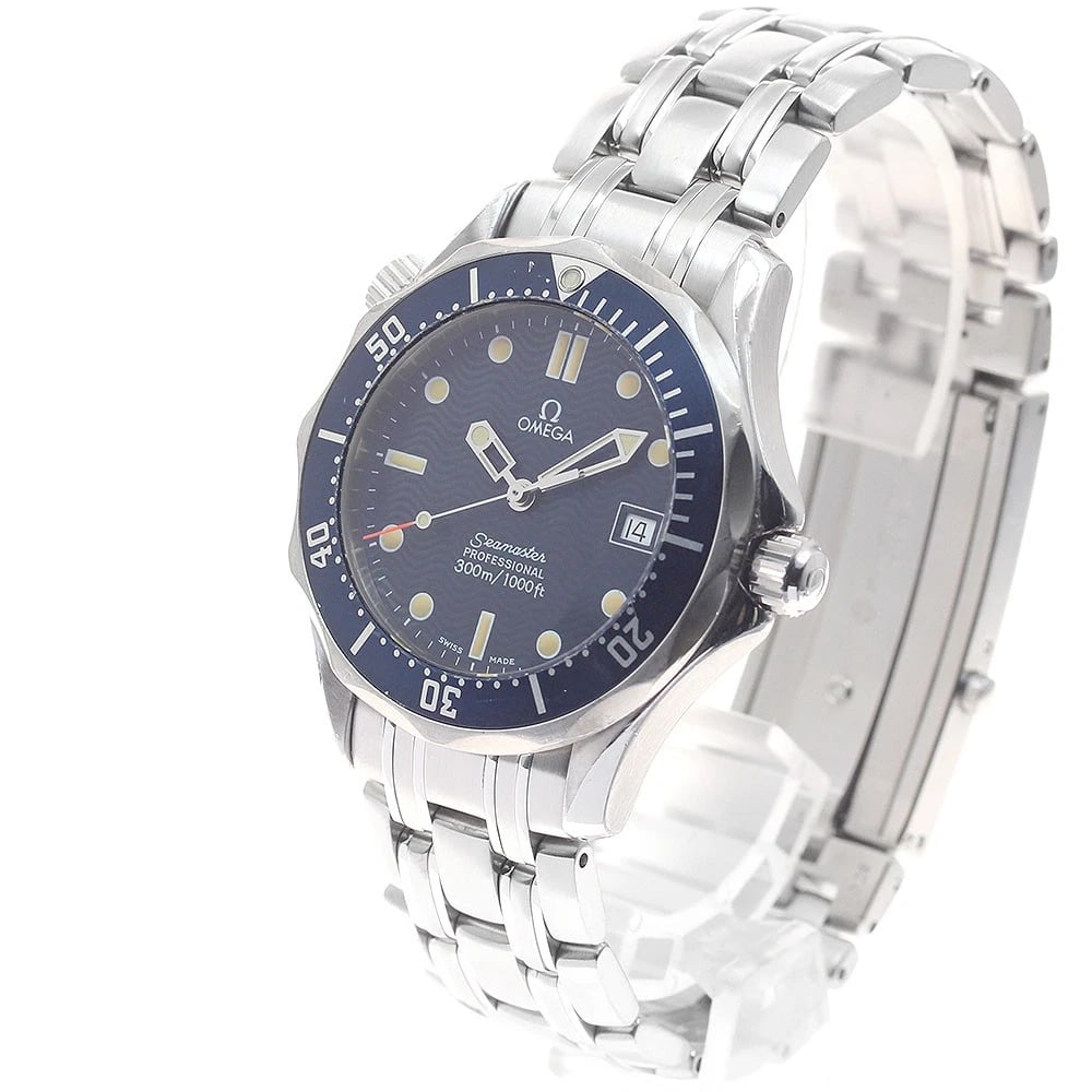 OMEGA SEAMASTER DATE NAVY QUARTZ WATCH: OMEGA Seamaster Date Navy Quartz Watch Brand: OMEGA Type/Style: Wristwatch Material: Stainless Steel, Stainless Steel Color: Case Color Silver Band Color Silver Dial Color Navy Size: Case size About 3