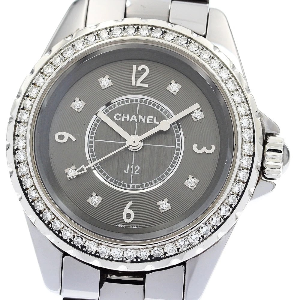 CHANEL J12 CHROMATIC DIAMOND BEZEL QUARTZ WATCH: CHANEL J12 chromatic Diamond bezel Quartz Watch Brand: CHANEL Type/Style: Wristwatch Material: Band Material Titanium / ceramic, Case Material Titanium / ceramic Color: Dial Color gray Band Color gray