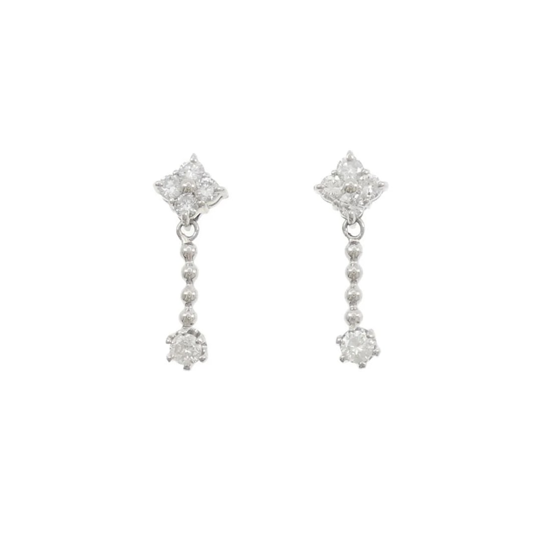 PT900 FLOWER DIAMOND PIERCE: PT900 Flower Diamond Pierce Brand: Unbranded Type/Style: Diamond Pierce/Earring Material: Platinum900, Color: Silver Size: Actual Size Approximate dimensions (height x width): 19.3cm x 6.7cm
