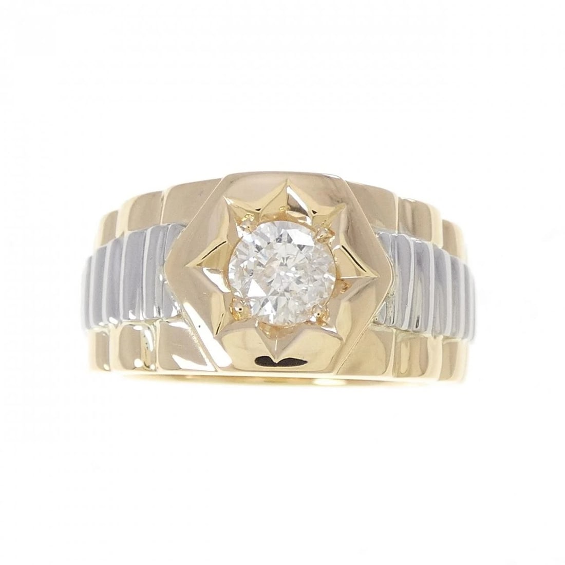 K18YG/PT900 DIAMOND RING: K18YG/PT900 Diamond Ring Brand: Unbranded Type/Style: Diamond Ring Material: K18YG/PT900, Main Stone Natural Color: YG,Silver Size: US 8 Accessories: None Accessories Notice: When purchasing
