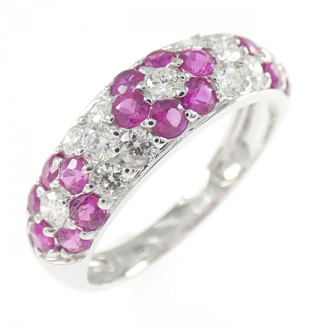 K18WG FLOWER RUBY RING: K18WG Flower Ruby Ring Brand: Unbranded Type/Style: Ruby Ring Material: K18WG, Main Stone Ruby Secondary Stone Diamond Color: White gold Size: US 5 1/2 Accessories: None Accessories Notice