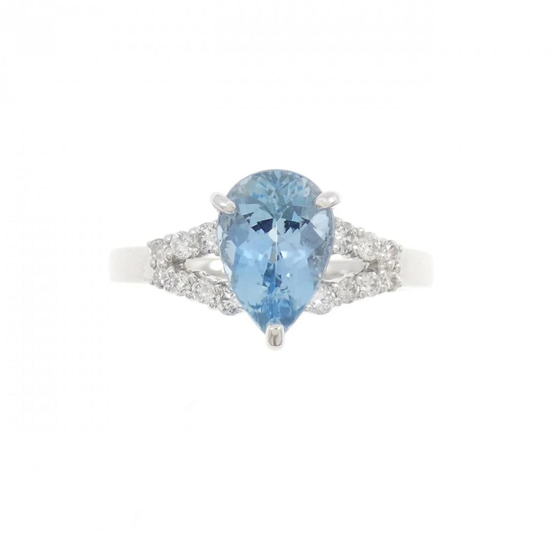 K18WG AQUAMARINE RING: K18WG Aquamarine Ring Brand: Unbranded Type/Style: Ring Material: K18WG, Main Stone Aquamarine Secondary Stone Diamond Color: White Gold Size: US 5 1/4 Accessories: None Accessories Notice: When
