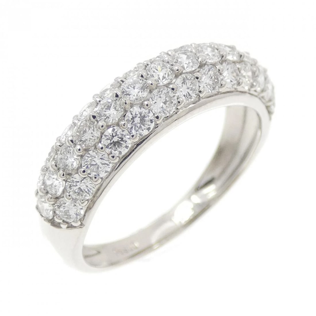 PT900 PAVE DIAMOND RING: PT900 Pave Diamond Ring Brand: Unbranded Type/Style: Diamond Ring Material: PT900, Main Stone Natural Color: Silver Size: US 5 1/2 Accessories: None Accessories Notice: When purchasing pre