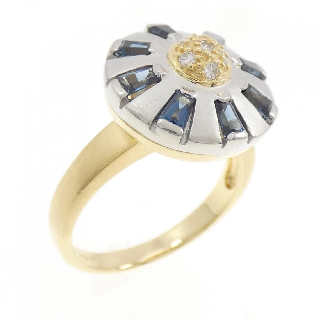 K18YG/PT900 SAPPHIRE RING: K18YG/PT900 Sapphire Ring Brand: Unbranded Type/Style: Sapphire Ring Material: K18YG/PT900, Main Stone Sapphire Secondary Stone Diamond Color: YG,Silver Size: US 6 1/2 Accessories: None Ac