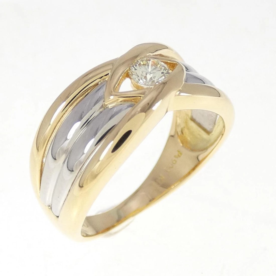 K18YG/PT DIAMOND RING: K18YG/PT Diamond Ring Brand: Unbranded Type/Style: Diamond Ring Material: K18YG/PT, Color: YG,Silver Size: US 6 1/4 Accessories: None Accessories Notice: When purchasing pre-owned goods, please refer