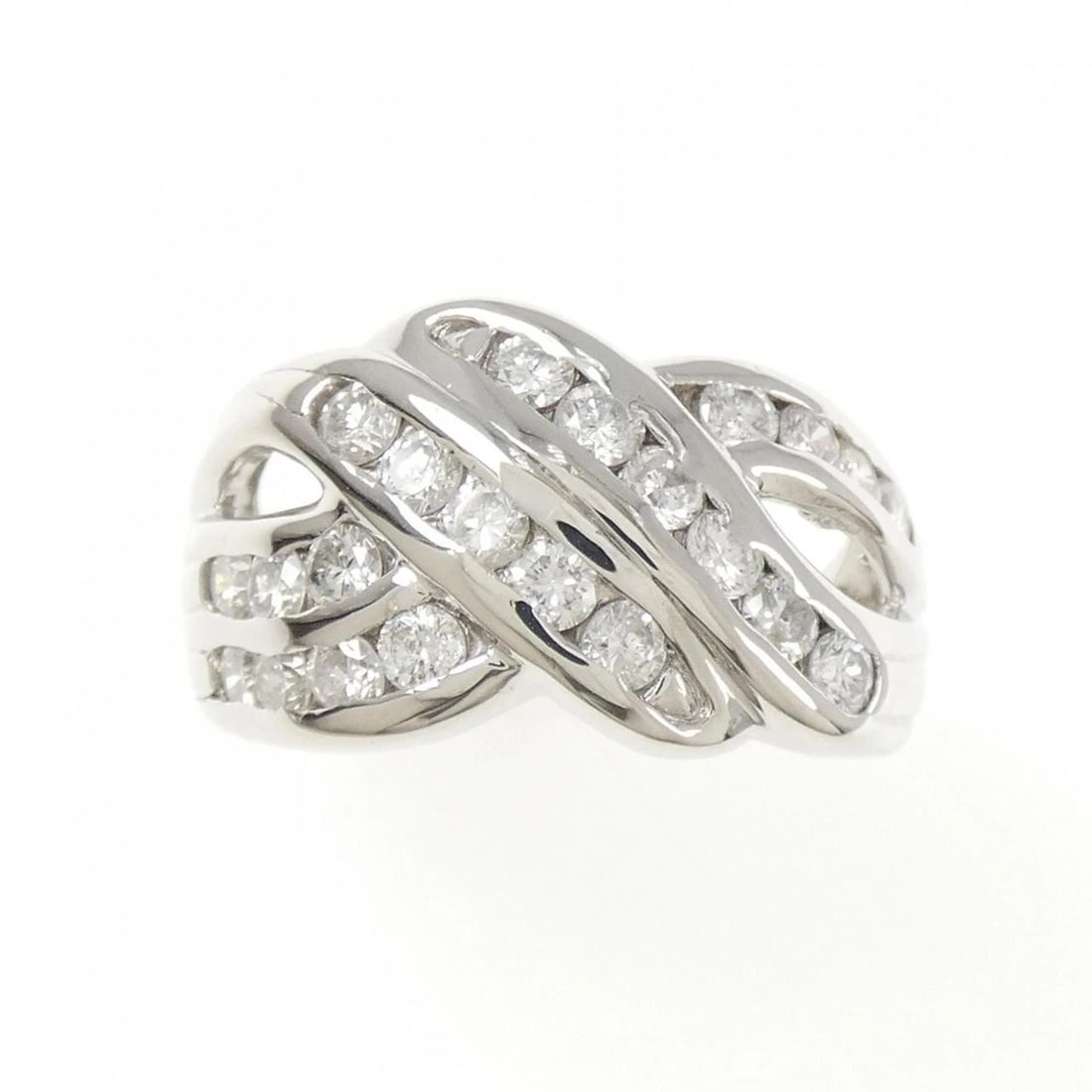 PT850 DIAMOND RING: PT850 Diamond Ring Brand: Unbranded Type/Style: Diamond Ring Material: Platinum850, Main Stone Natural Color: Silver Size: US 6 1/4 Accessories: None Accessories Notice: When purchasing pr