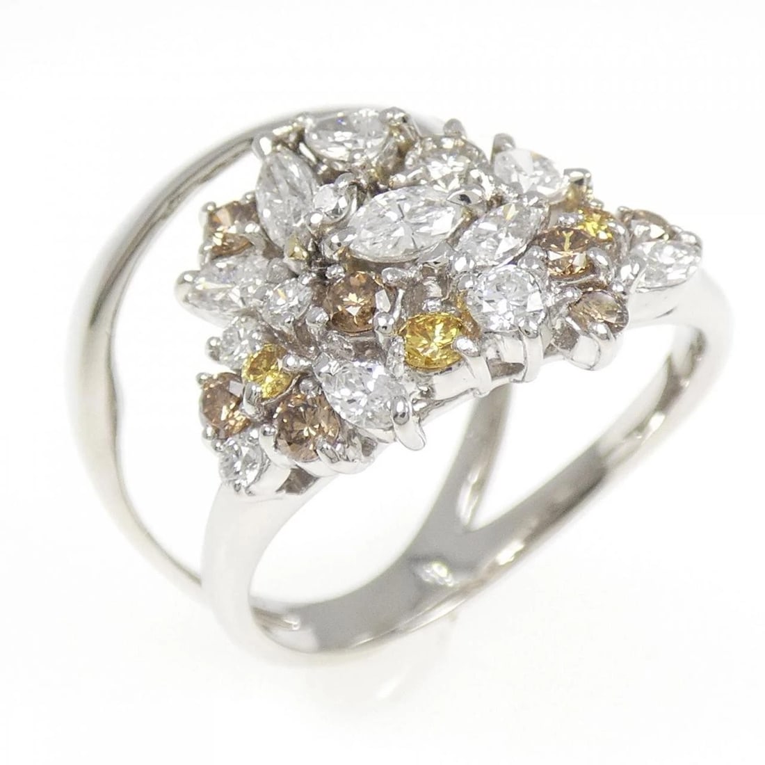 PT900 DIAMOND RING: PT900 Diamond Ring Brand: Unbranded Type/Style: Diamond ring Material: Platinum900, Main Stone Natural Color: Silver Size: US 10 Accessories: None Accessories Notice: When purchasing pre-owned goods,