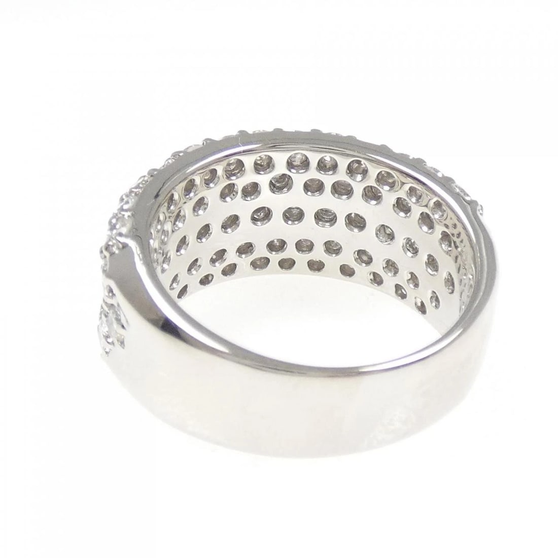PT900 PAVE DIAMOND RING - 3