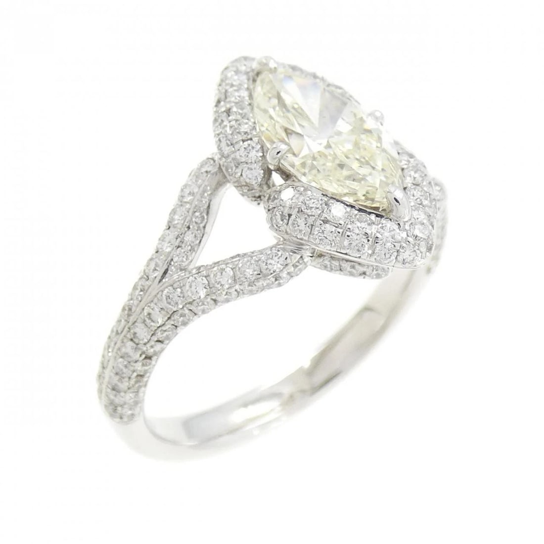 K18WG DIAMOND RING: K18WG Diamond Ring Brand: Unbranded Type/Style: Diamond ring Material: K18WG, Color: White gold Size: US 9.5 Accessories: None Accessories Notice: When purchasing pre-owned goods, please r