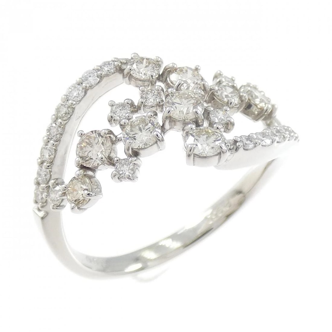 PT950 DIAMOND RING: PT950 Diamond Ring Brand: Unbranded Type/Style: Diamond Ring Material: Platinum950, Main Stone Natural Color: Platinum Size: US 6 3/4 Accessories: None Accessories Notice: When purchasing pre-owned