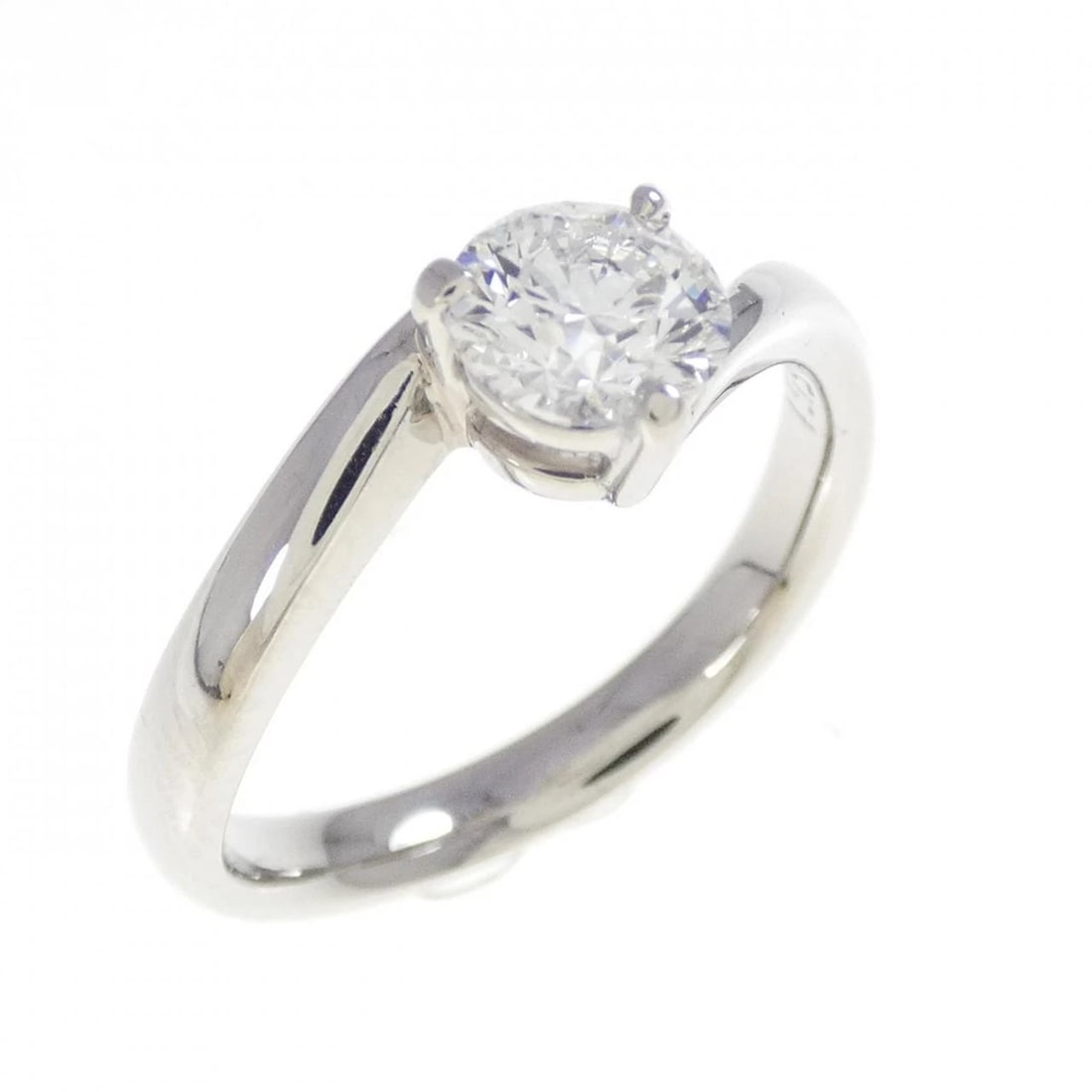 PT900 DIAMOND RING: PT900 Diamond Ring Brand: Unbranded Type/Style: Ring Material: PT900, Color: silver Size: US 5.75 Accessories: None Accessories Notice: When purchasing pre-owned goods, please refer to the