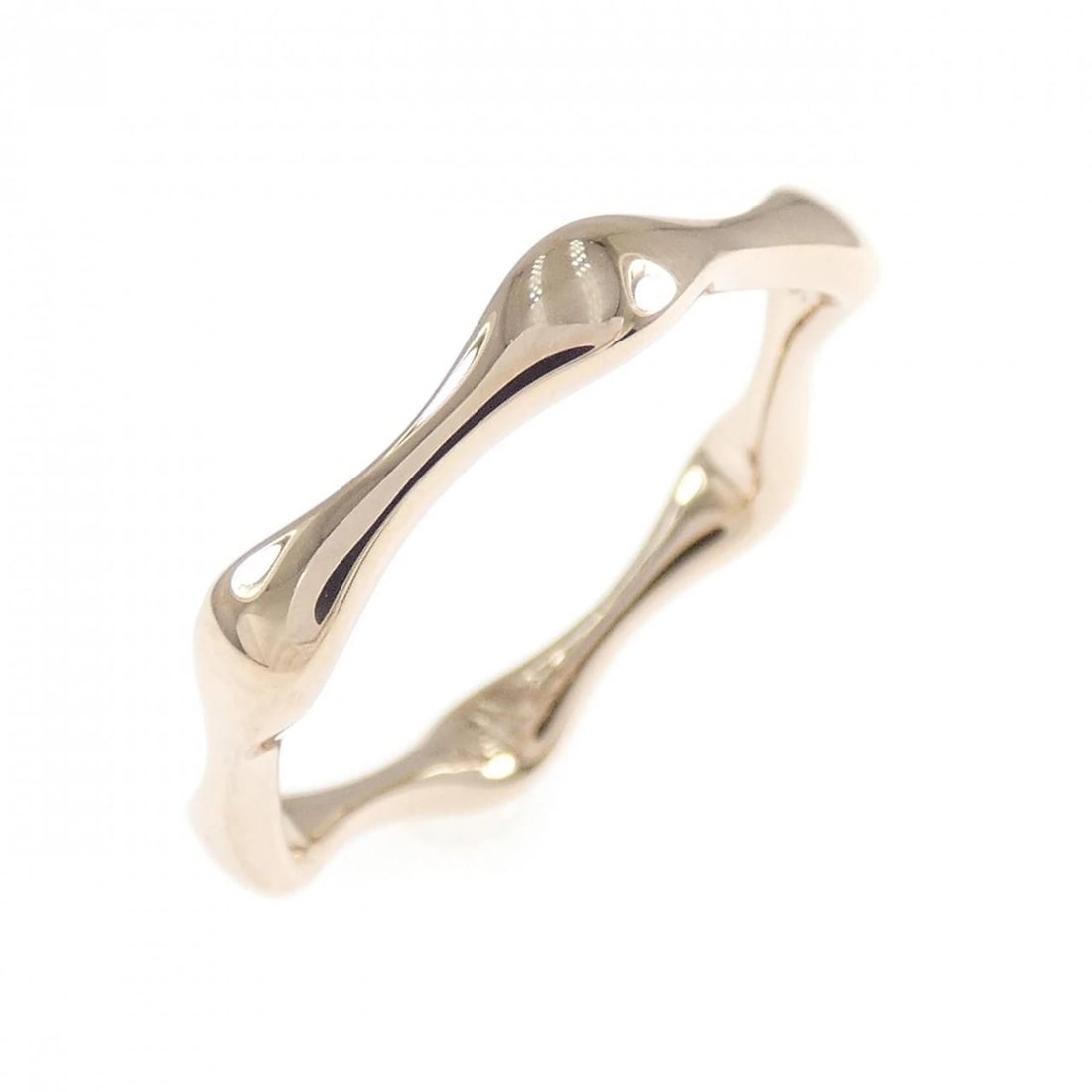 TASAKI RAVELLO FLOWER RING: Tasaki Ravello Flower Ring Brand: TASAKI Type/Style: Tasaki Ring Material: 750 Pink Gold, Color: Pink Gold Size: US 4 3/4 Accessories: None Accessories Notice: When purchasing pre-owned goods, please