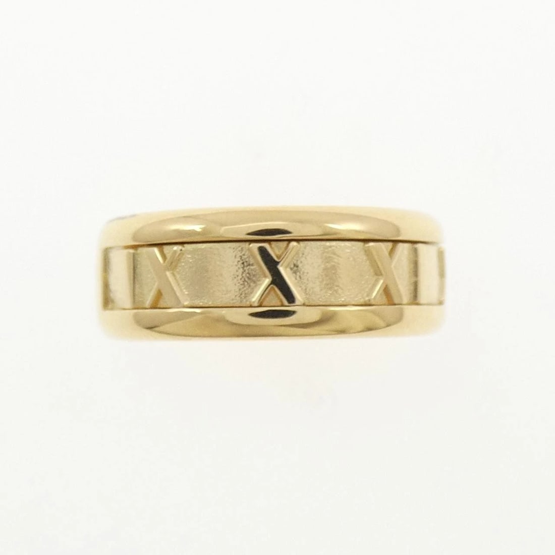 TIFFANY&CO. ATLAS RING: TIFFANY&Co. Atlas Ring Brand: TIFFANY&Co. Type/Style: TIFFANY & Co. Ring Material: 750 yellow gold, Color: Yellow Gold Size: US 6 1/4 Accessories: None Accessories Notice: When purchasing pre-owned