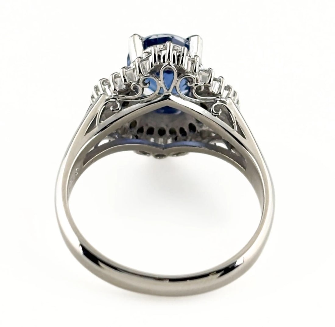 SAPPHIRE DESIGN RING PLATINUM - 3