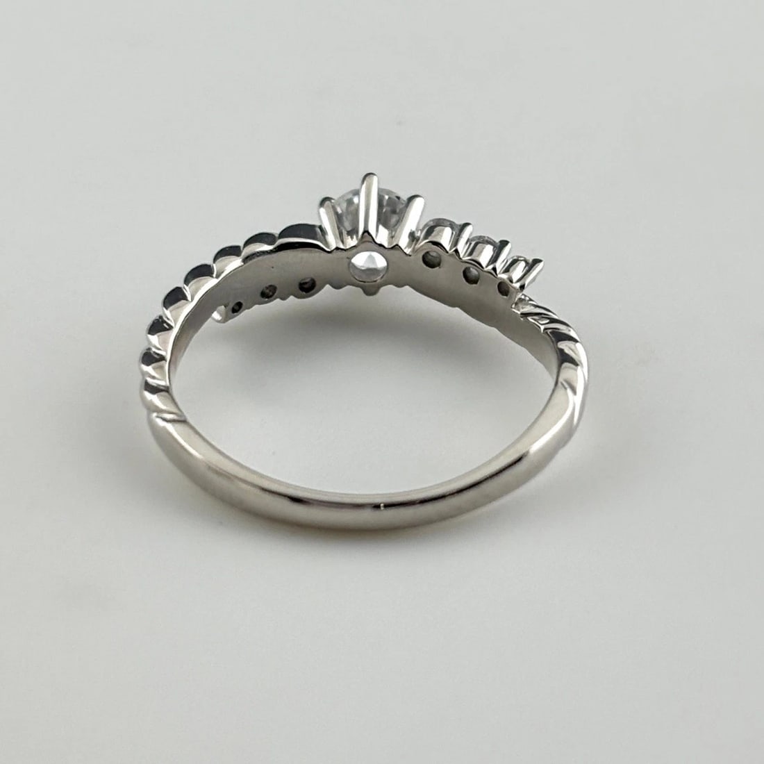 DIAMOND DESIGN RING PLATINUM - 3