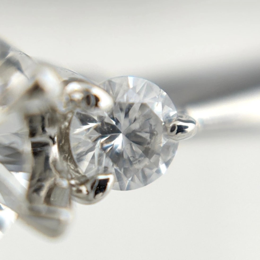 DIAMOND DESIGN RING PLATINUM RING - 3