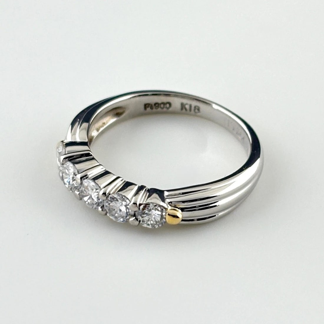 MELEE DIAMOND DESIGN RING PLATINUM: melee diamond design ring Platinum Brand: Unbranded Type/Style: Ring Material: Pt900, Color: PT Size: US 4.5 to 5 Accessories: None Accessories Notice: When purchasing pre-owned goods, ple