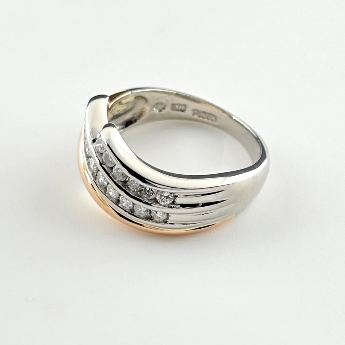 THREE COLOR DESIGN RING PLATINUM YG YELLOWGOLD: Three color design ring Platinum YG YellowGold Brand: Unbranded Type/Style: Ring Material: 18KYellowGold Platinum, Color: YG PT Size: US 6 Accessories: None Accessories Notice: When purchasing