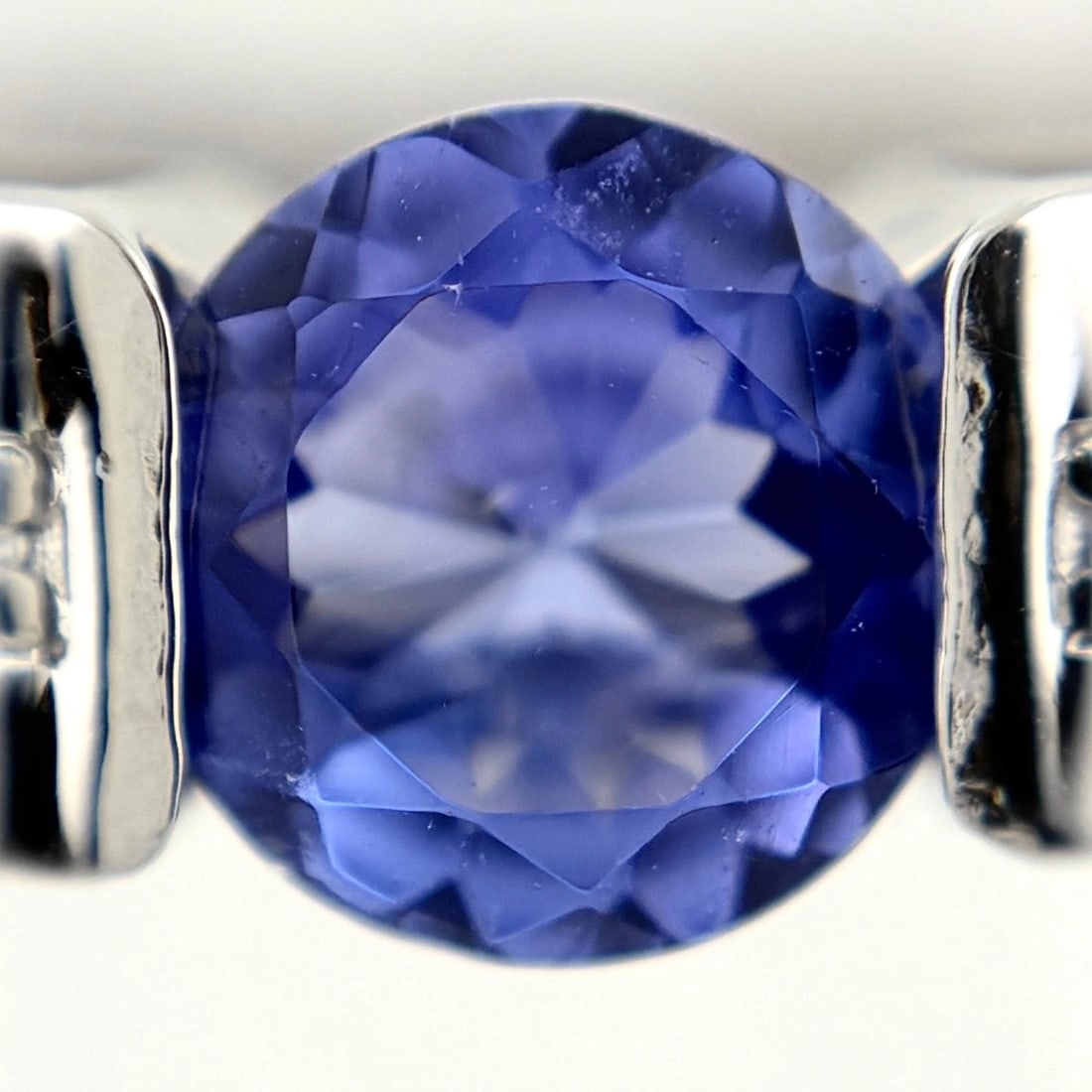 TANZANITE DESIGN RING PLATINUM - 2